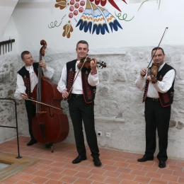 Slovak folklore music